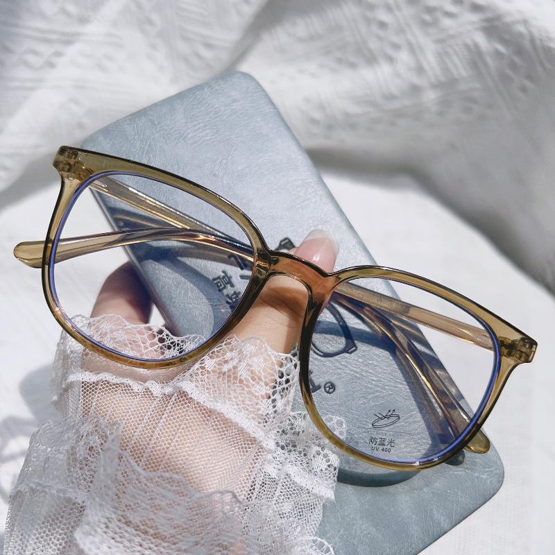 Retro Square Glasses Ultra-light Glasses Anti-blue Light Flat Glasses Female Fashion Exquisite Casual Glasses