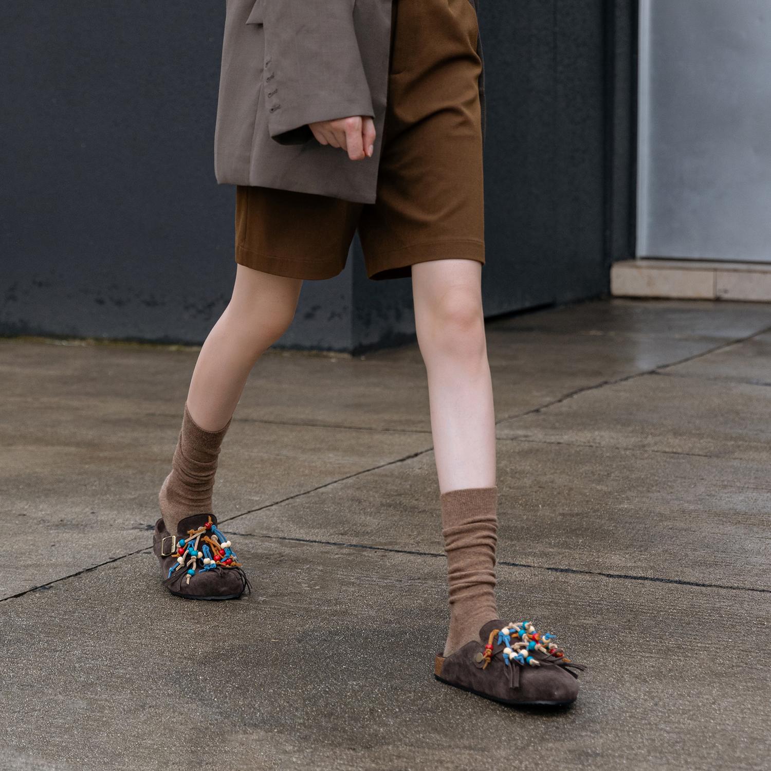 

Версия из коровьей кожи ручной работы с бисерной бахромой, летние босоножки на мягкой подошве, на толстой подошве, маленькая корова, анти-велюр, с закрытым носком, женские 40