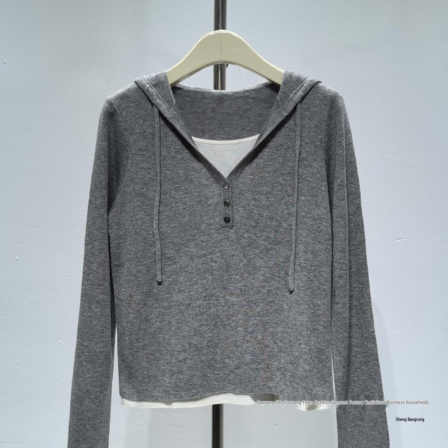 

Poetry*Li Women s Hooded Two-Piece Look Long Sleeve Knitted Sweater, Autumn 2025 Collection. Large сірий колір/перлинний