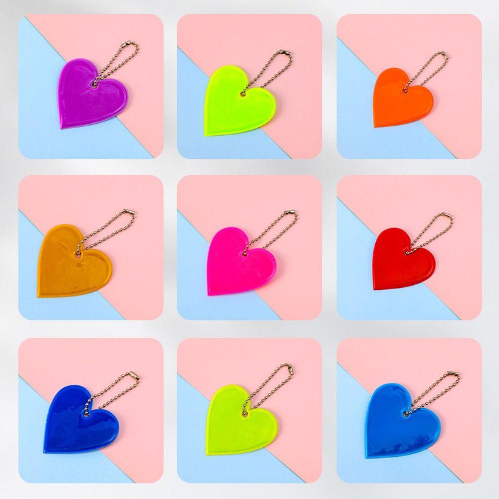 High Visible Reflective Pendant PVC Material Heart Shap Keychain Reflector Keyrings Jackets