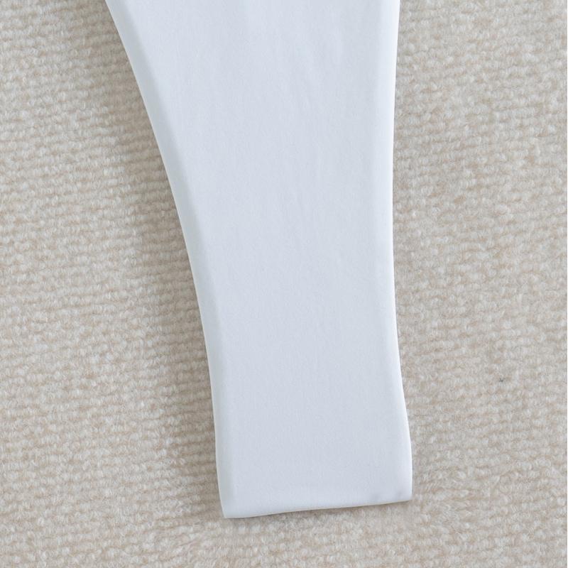 Dámské jednodílné plavky, plážové oblečení