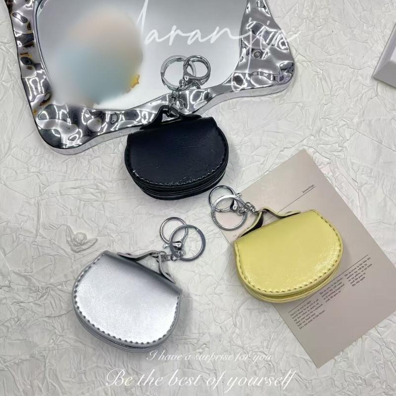 Stylish Leather Keychain Holder Mini Pouch For Earphones Compact Design Sturdy Metal Clip Accessory For Daily Essential