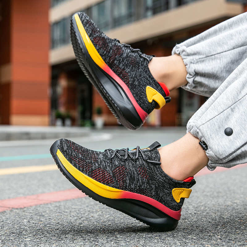 Non-slip Sole In The Forest White Walking Trainer Shoes Original Casual Men's Sneakers Sport Sapatenis Leisure Classical