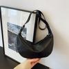Retro Bag Women's Large Capacity 2025 New Casual Niche Design Messenger Croissant Bag Commuter Versatile Dumpling Bag