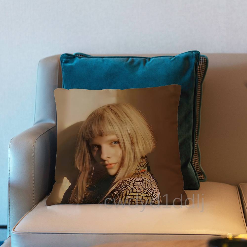 

AAurora COME CLOSER Pillow Case Short Plush Sofa Decorative Gift Home Doublesided Printing Cushio 30x30cm