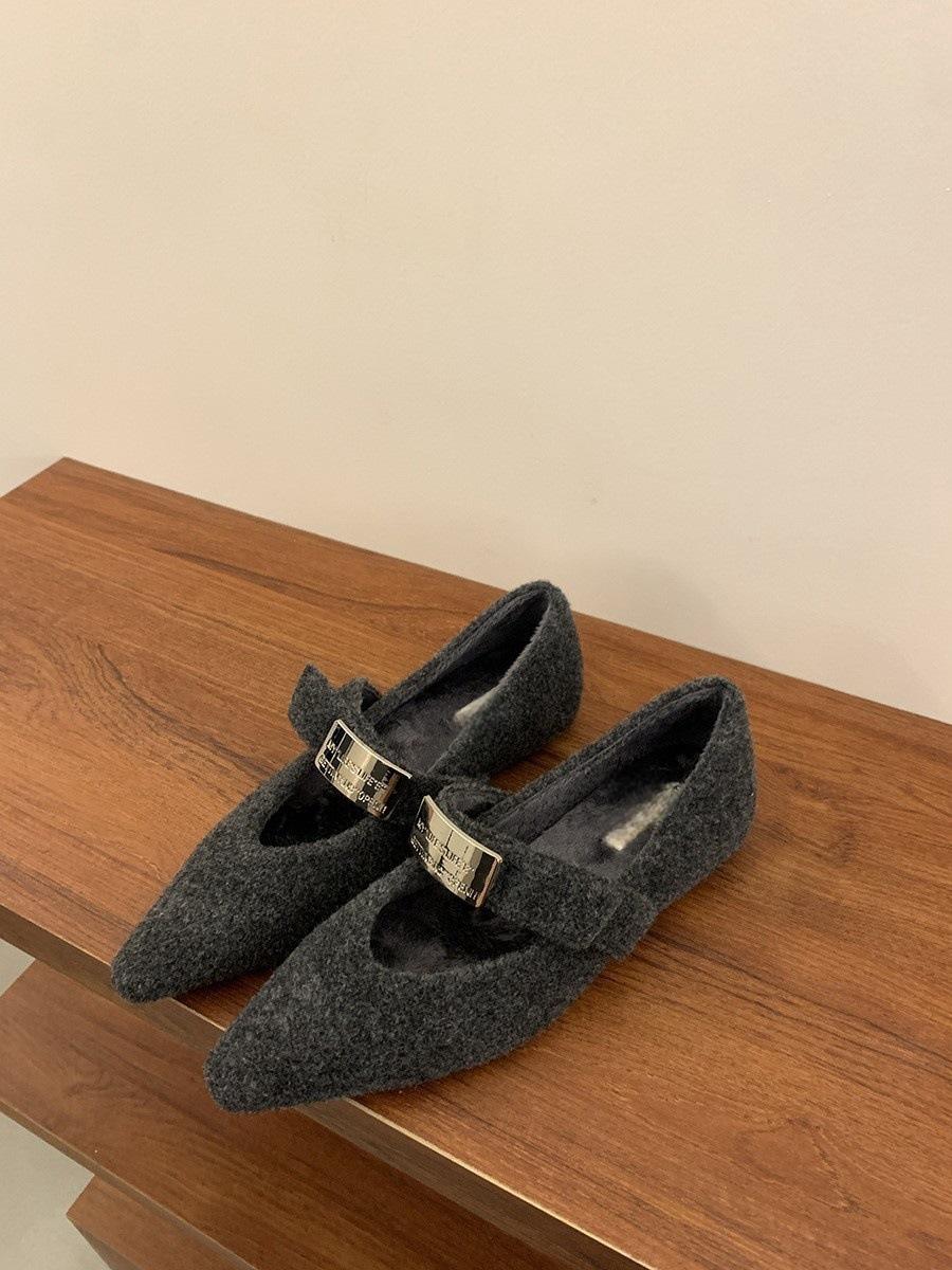 

Внутренняя высота увеличивается остроносые серые пушистые туфли Мэри Джейн женские 2024 новые осенне-зимние туфли из бархата и хлопка с юбкой одинарные туфли 38 серый