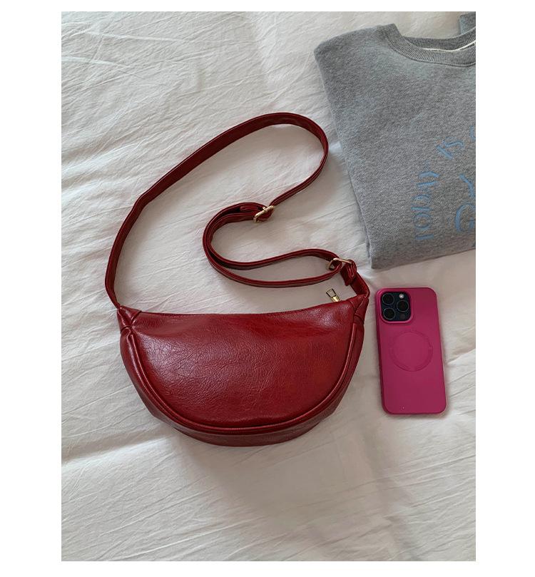 2025 New Large-capacity Premium Dumpling Bag Retro Casual Shoulder Messenger Bag Croissant Bag Women