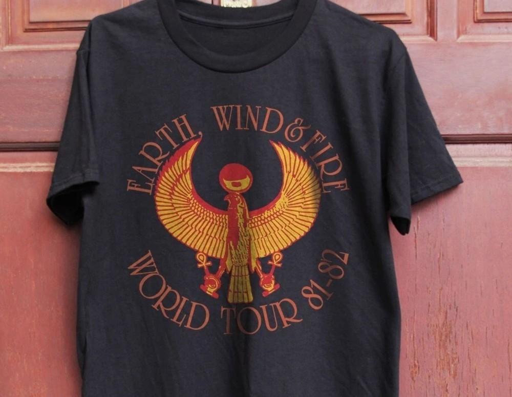 EARTH WIND and FIRE 8182 Retro Unisex Black Tshirt Unisex T-Shirt L