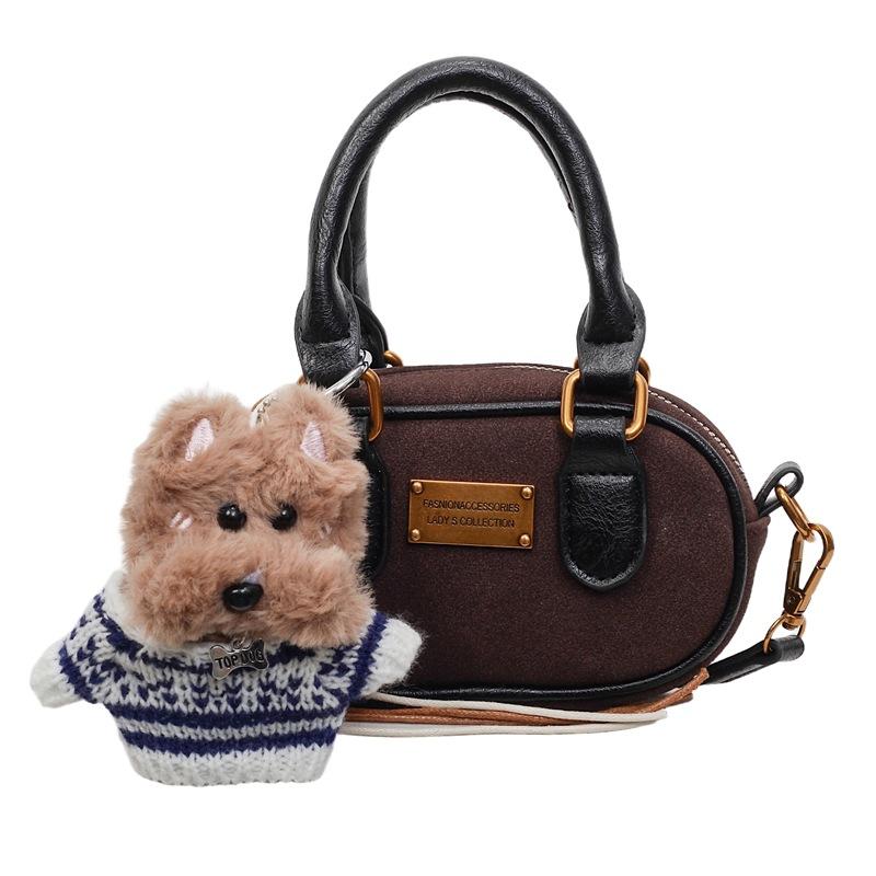 Retro Matte Small Bag Women's 2025 New Fashion Versatile Messenger Bag Autumn and Winter Popular Handbag Small Square Bag