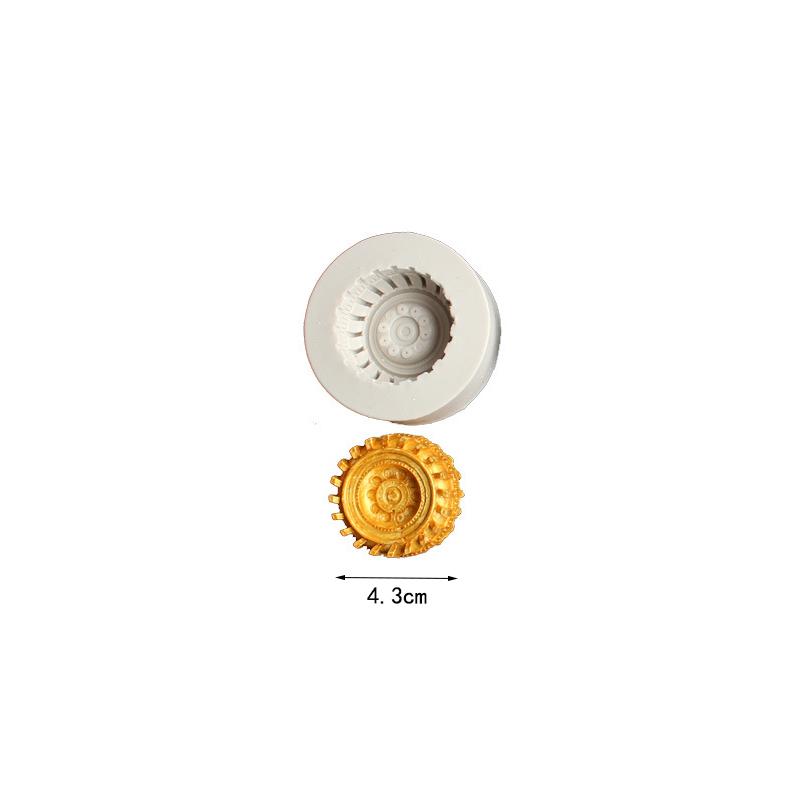 Plastic Baking Tools Cake Decoration Ornaments Fortune Happiness Longevity Spring Loaded Cutting Mold Sugar Art Moulds