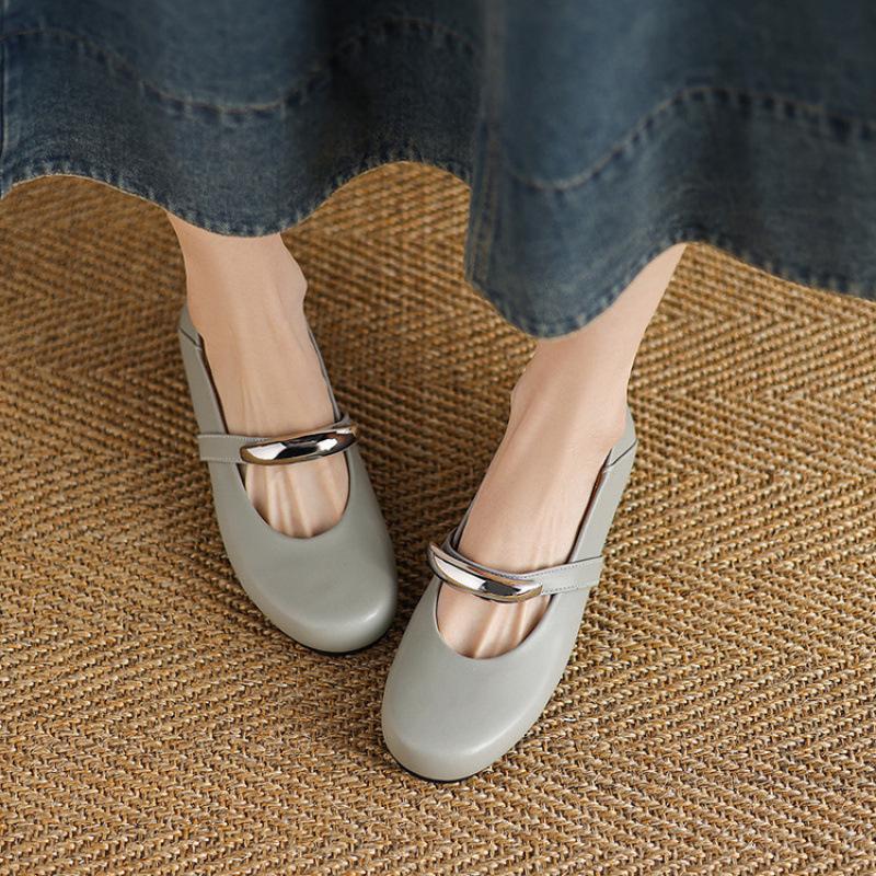 New Four-season Wear Women's Single Shoes Casual Light Mouth Solid Color Can Wear Two Size Leather Shoes Soft Sole Low Heel Lazy Shoes