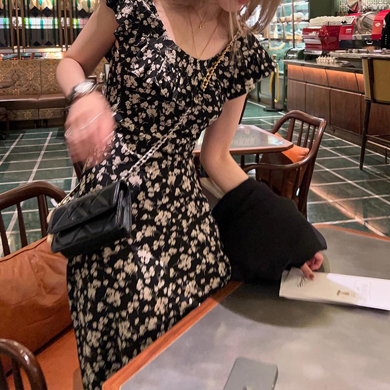 

Женская мода, черное платье с розовым цветочным принтом, женская юбка средней длины с листьями лотоса, повседневные платья для пляжного отдыха