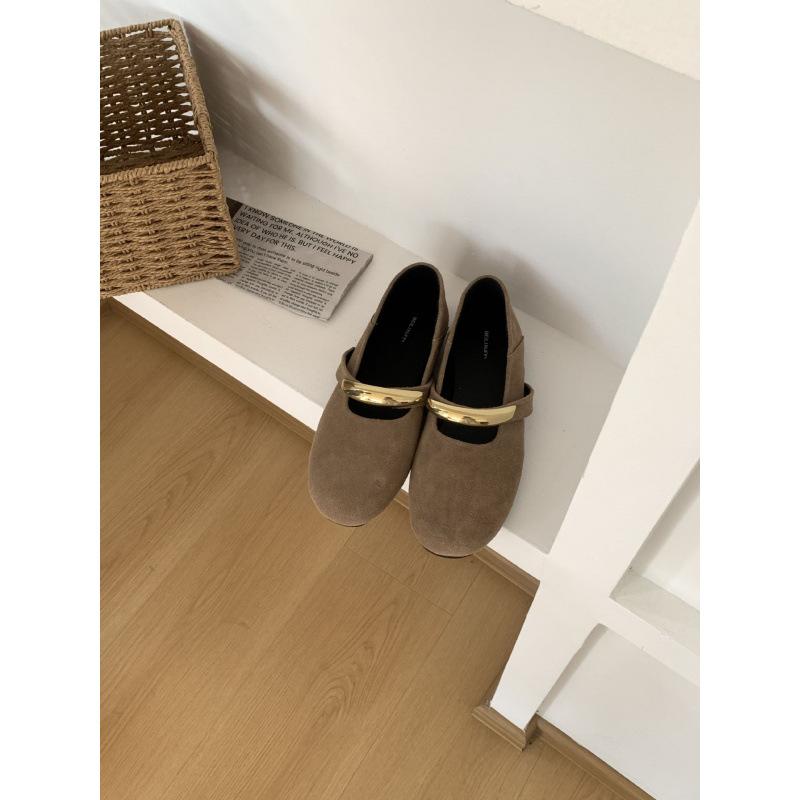 Retro Shallow Mouth Flat-soled Single Shoes Women's 2025 Autumn New Metal Ballet Style Doudou Mary Jane Shoes