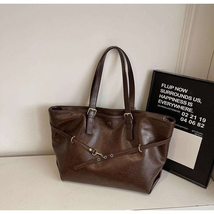 

Ретро сумка большой вместимости женская сумка новая осенне-зимняя универсальная сумка через плечо модная и простая сумка-тоут для поездок на работу сумка под мышкой