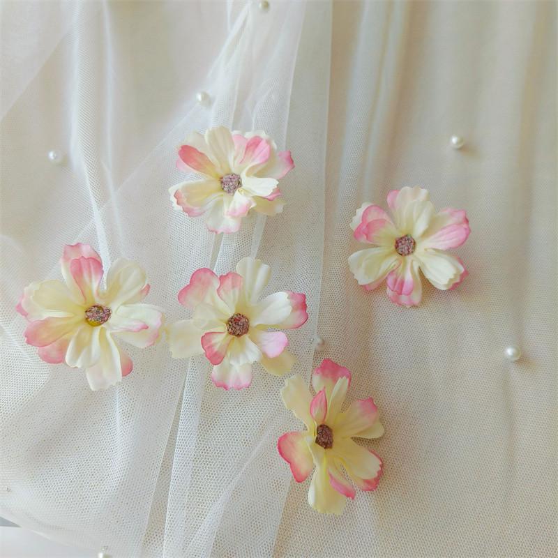 50 Pieces/pack Artificial Flower Small Flower Head Hairpin Flower Fake Flower Head Small Daisy Flower Head French Small Daisy Flower Head Grass Hat