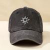 Unisex YK Stil Bestickte Sonnenblume Gewaschene Baseballkappe Geeignet für Outdoor-Sportarten und den täglichen Gebrauch