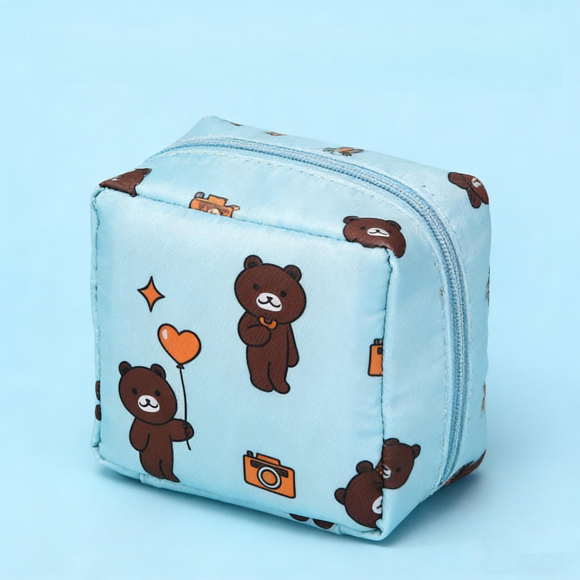Cute Large Capacity Menstrual Pad Travel Storage Pouch for Students