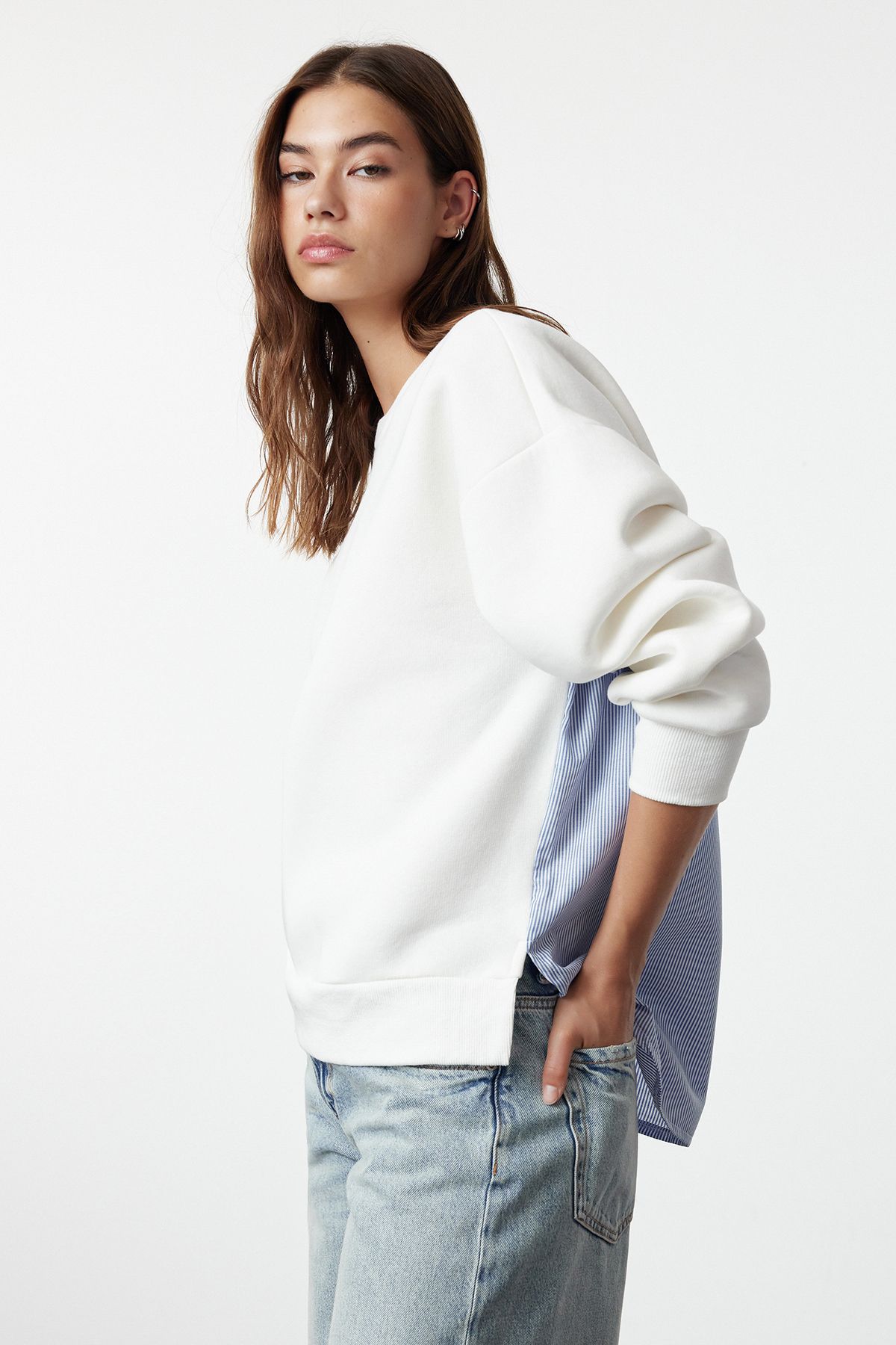 

Women s Fashionable Stylish Sweatshirt Ecru Poplin Detailed Oversize Wide Fit Knitted Sweatshirt S