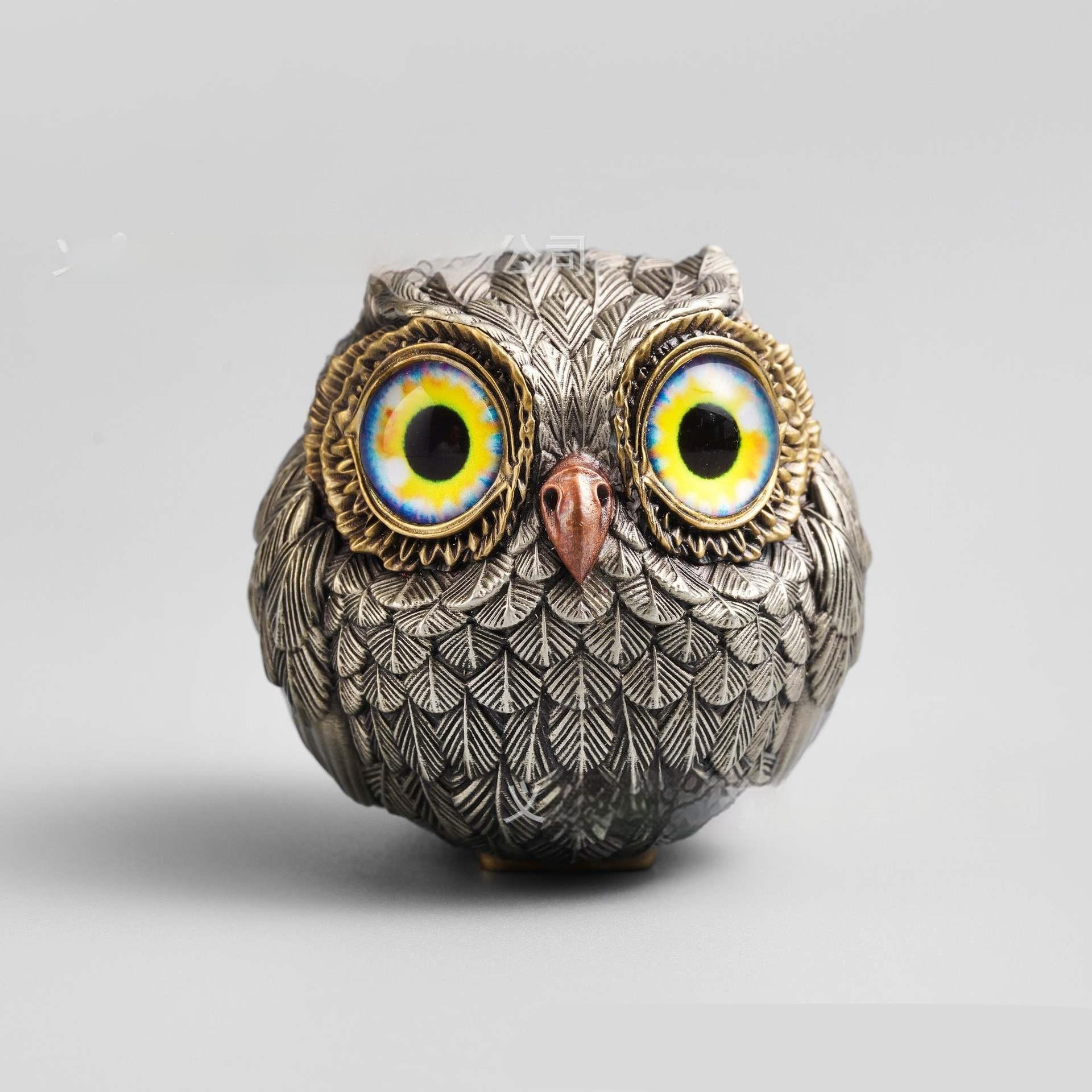 

Vintage Big Glass Eyes Owl Beads Resin Figurine Pendant Household Living Room Garden Decorative Ornament For Animal Craft Lovers