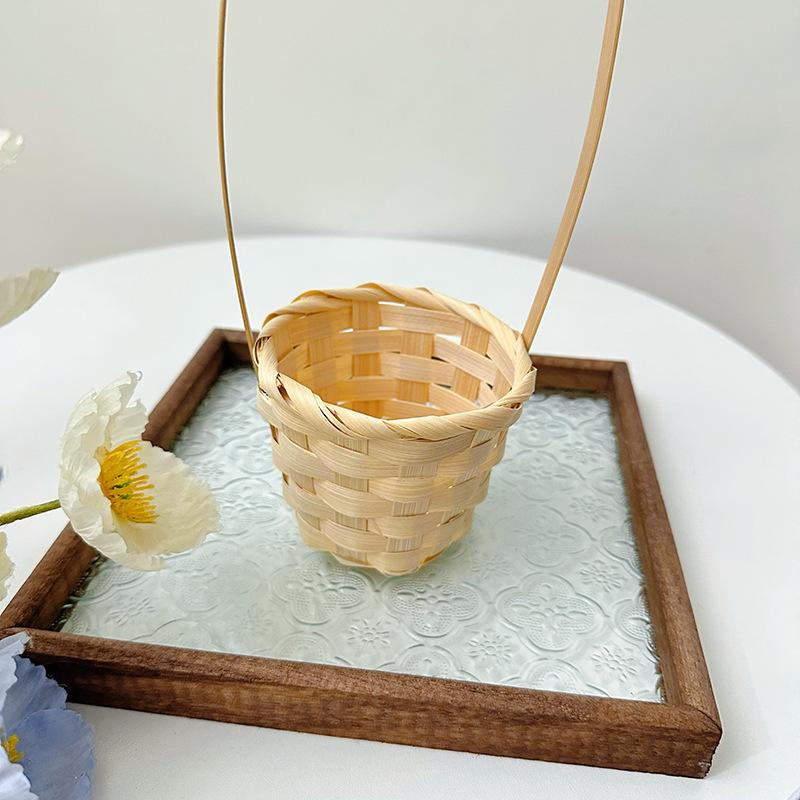 10Pcs Mini Wicker Baskets Bamboo Woven Storage Basket Gift Container for Wedding Party Table Decor Craft DIY Projects