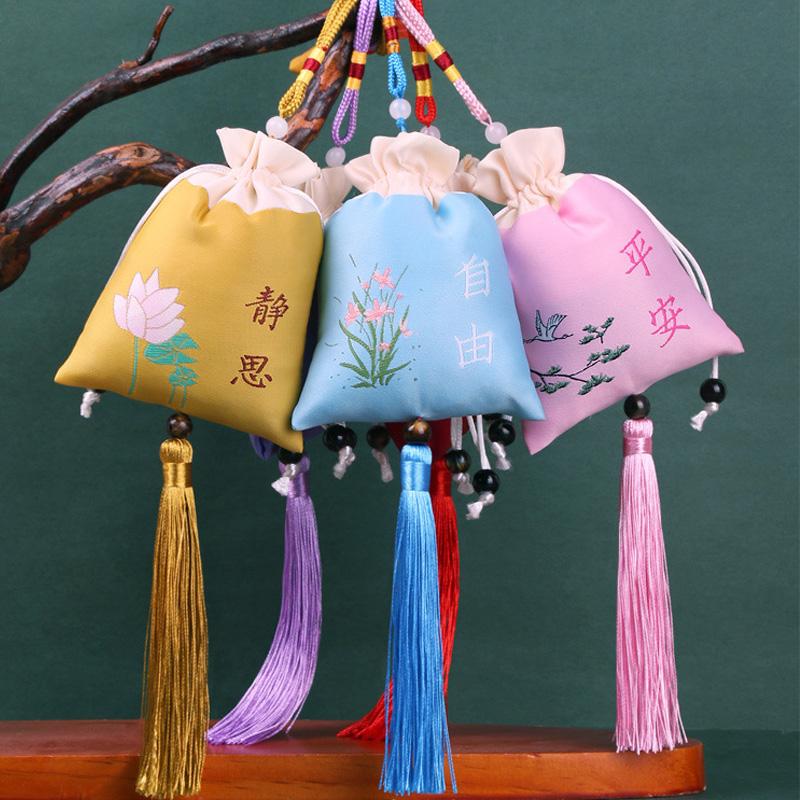 1PC Woven Embroidered Silk Style Sachet Bag Stitching Tassel Drawstring Bag Reusable Lotus Plum Flower 8x12CM