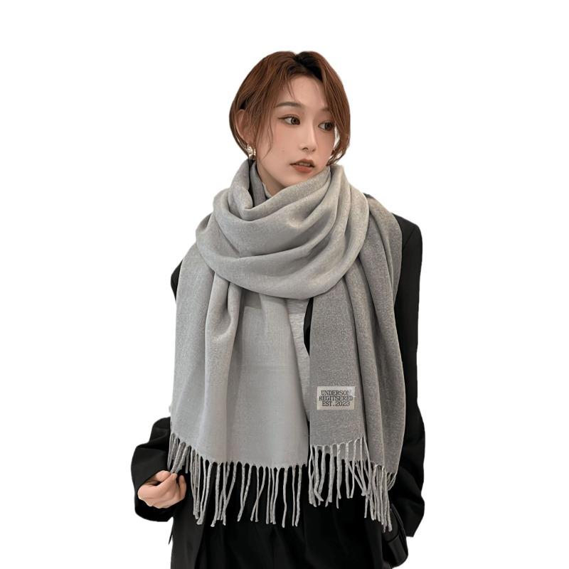 Autumn and winter new solid color cashmere scarf women's high-end sense thickened warm double-sided two-color fringed shawl scarf