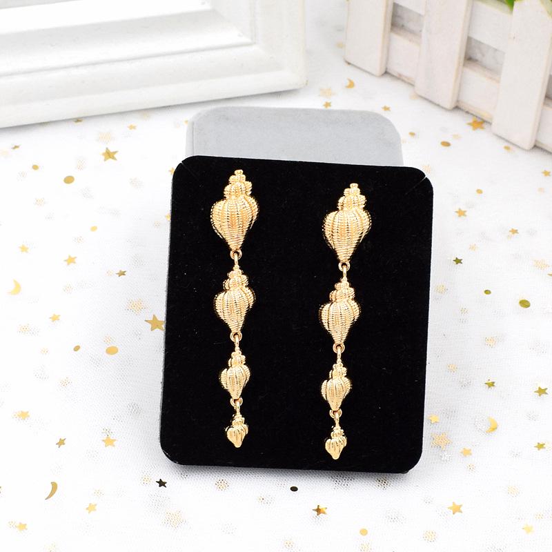 Korean Seashell Snail Stud Earrings - Trendy Long Dangle Design for Women золотой