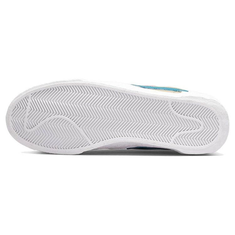 KAWS x sacai x Nike Blazer Low Reed Unisex Sneakers Tan Bright-Spruce White DM7901-200