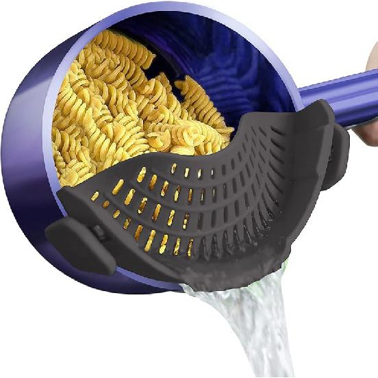 AUOON Clip On Strainer Silicone for All Pots and Pans, Pasta Strainer Clip On Food Strainer for Meat Vegetables Fruit Silicone Kitchen Colander