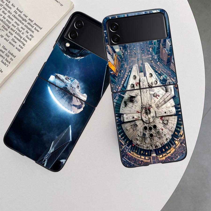 Millennium Falcon in Space Phone Case For Samsung Z Flip 7 6 5G Galaxy Z Flip 5 4 3 Black Hard Cell Cover Luxury PC Shell Coque