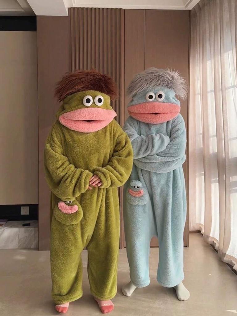 Premium Coral Fleece Bathrobe, Cartoon Kigurumi Onesie, Cosplay Costume Suitable For Luxury Leisure