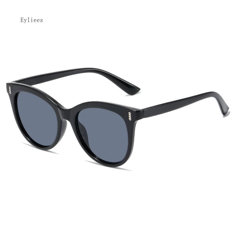 Fashion Oversized Cat Eye Female Sunglasses Retro Leopard Shades UV 400 Protection Male Trending Oval Sun Spectacles Gafas De Sol Mujer