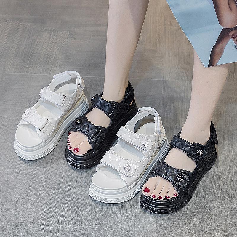 Xiaoxiangfeng Sandals Women's 2025 Summer New Korean Version Velcro Platform Sandals Fashion Sports Casual Beach Shoes 40