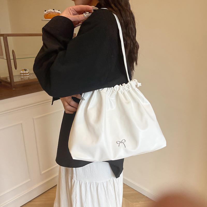 Pu-Ziehbeutel für Damen, große Kapazität, urbaner Freizeitstil mit genähtem Detail