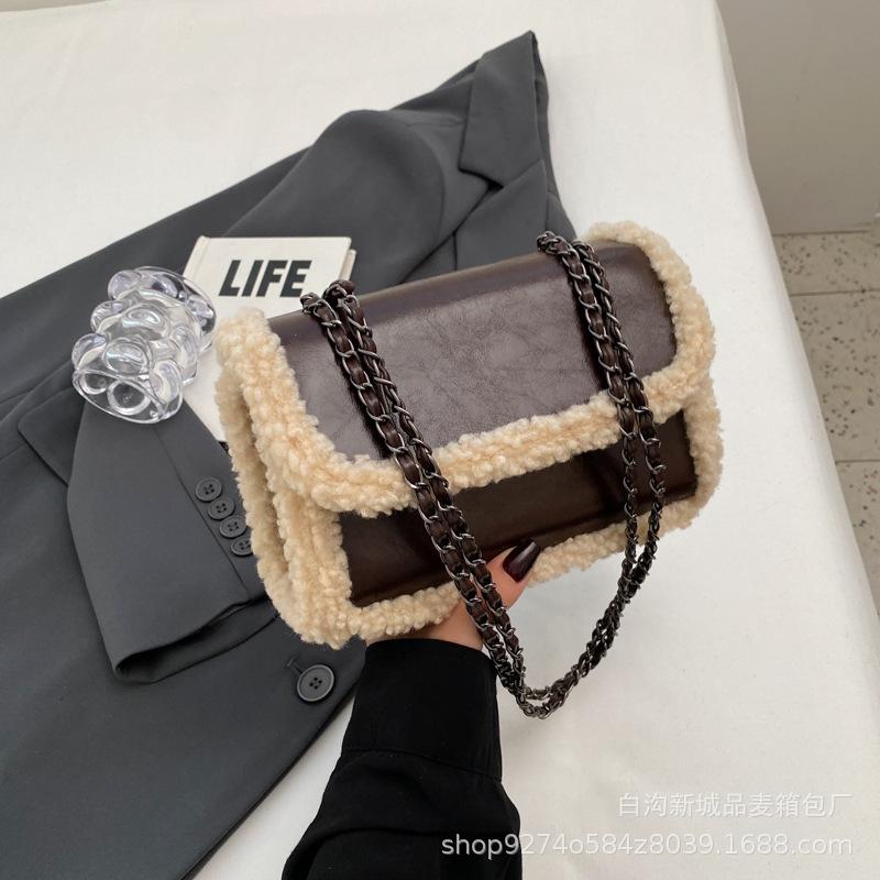 French Niche Fashion Chain Underarm Small Bag Women's 2025 New Autumn and Winter Retro Lamb Wool Splicing Messenger Bag