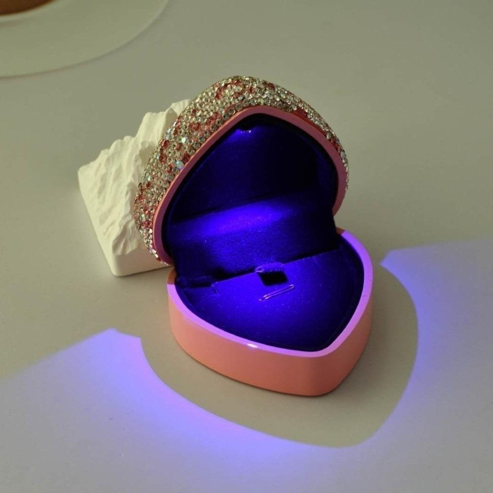 

Ring Display Heart Shape Gift Boxes Valentine Gift Packaging Box Birthday белый