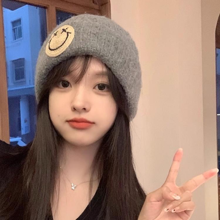 Women's Autumn and Winter Ins Fashion and Versatile Face Showing Small Knitted Big Head Circumference Warm Smiling Face Cold Hat