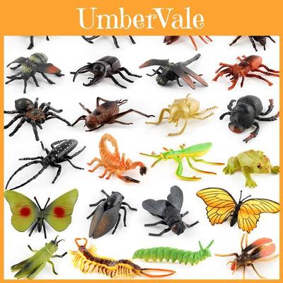 Realistiskt PVC-insektsmodellset med skalbaggar, fjärilar, nyckelpigor, larver och mer