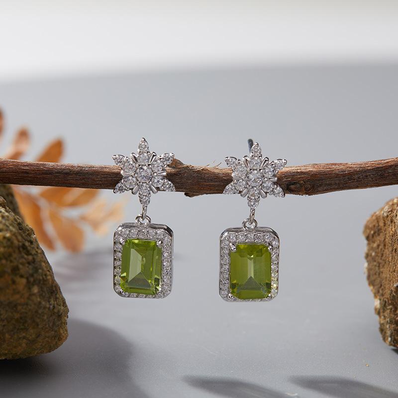 Niche High-End Sense S925 Sterling Silver Natural Colored Treasure Sugar Snowflake Earrings Light Luxury Non-Fading Jewelry Elegant Design