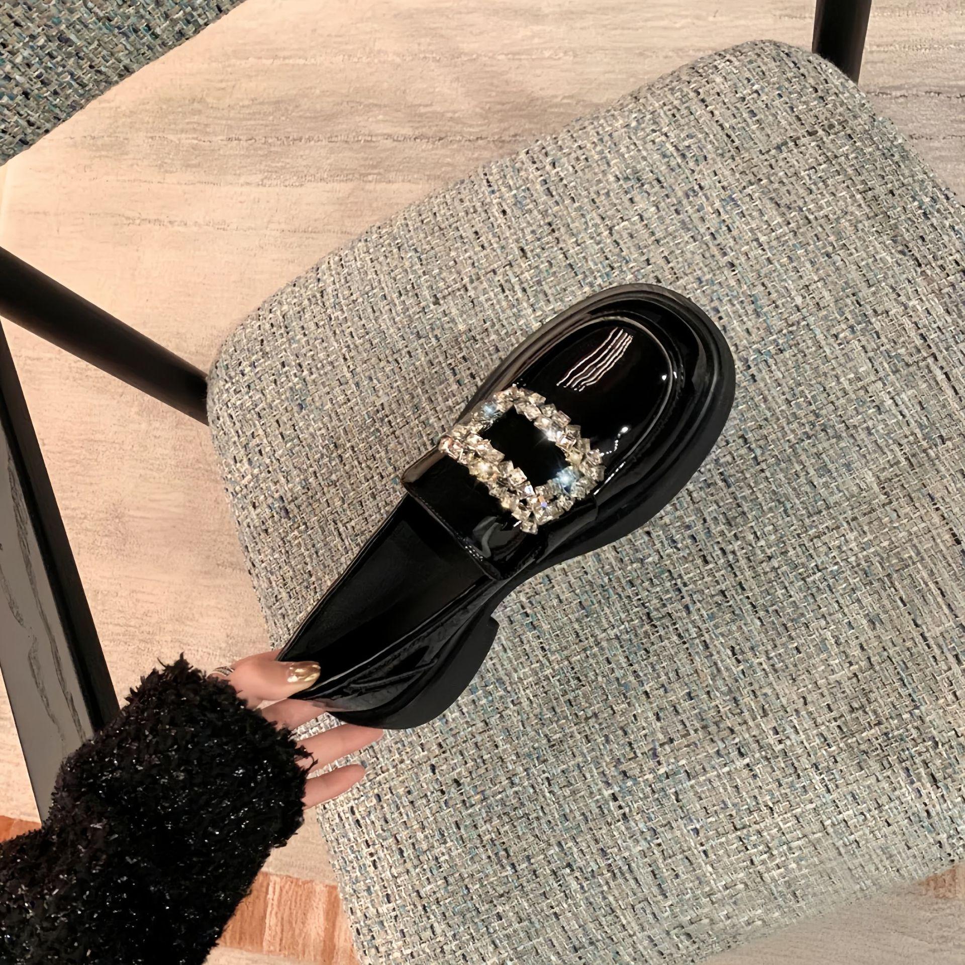 

Women s Rhinestone Buckle Loafers: Round Toe, Thick Chunky Heel, Soft Sole, Small Leather Shoes. 35 чорний