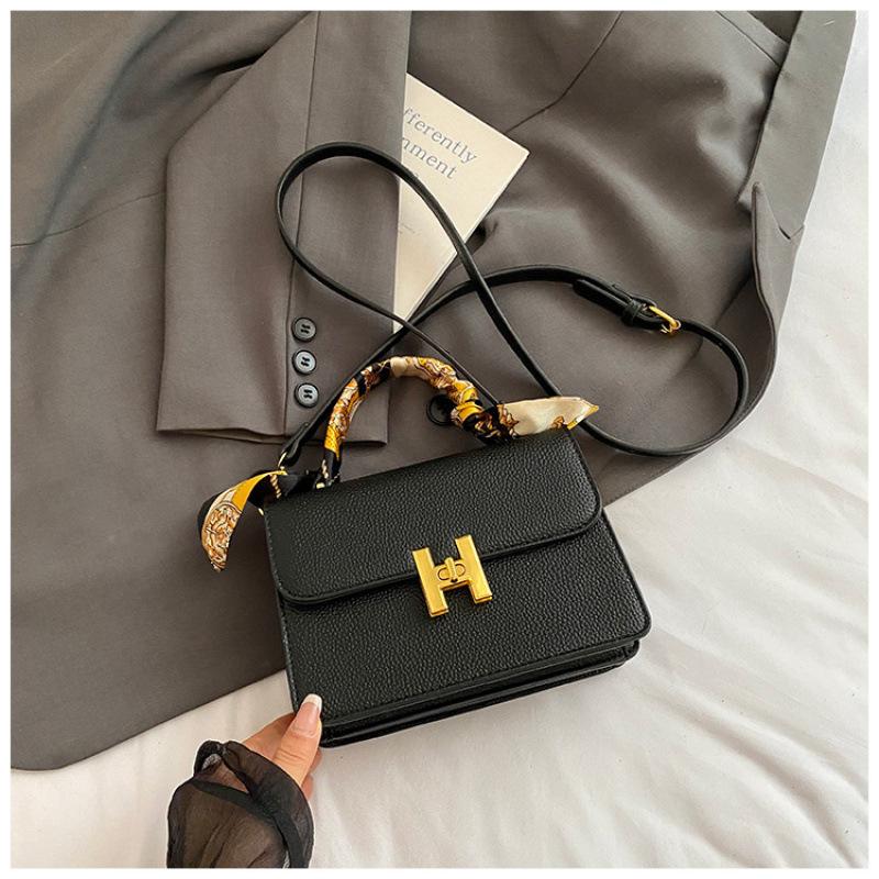 Fashion Popular Bag Women's 2026 New Bag Niche Texture Handbag Chain Single Shoulder Messenger Women's Bag