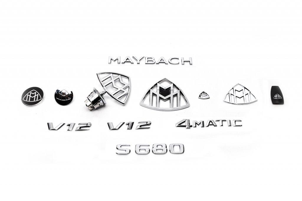 

Комплект эмблем Maybach