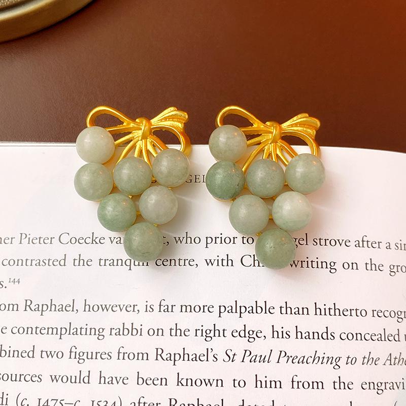 Elegant Medieval-Inspired Retro Round Earrings: Luxurious Vintage Palace Style