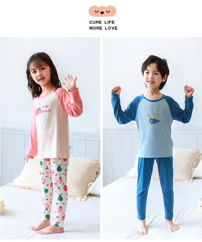 Wiosenno-letni bawełniany zestaw piżamy dla dziewczynek klasy A: Uroczy, Domowy Strój z Okrągłym Dekoltem dla Średniego Dziecka - Jesienne Spodnie w Zestawie