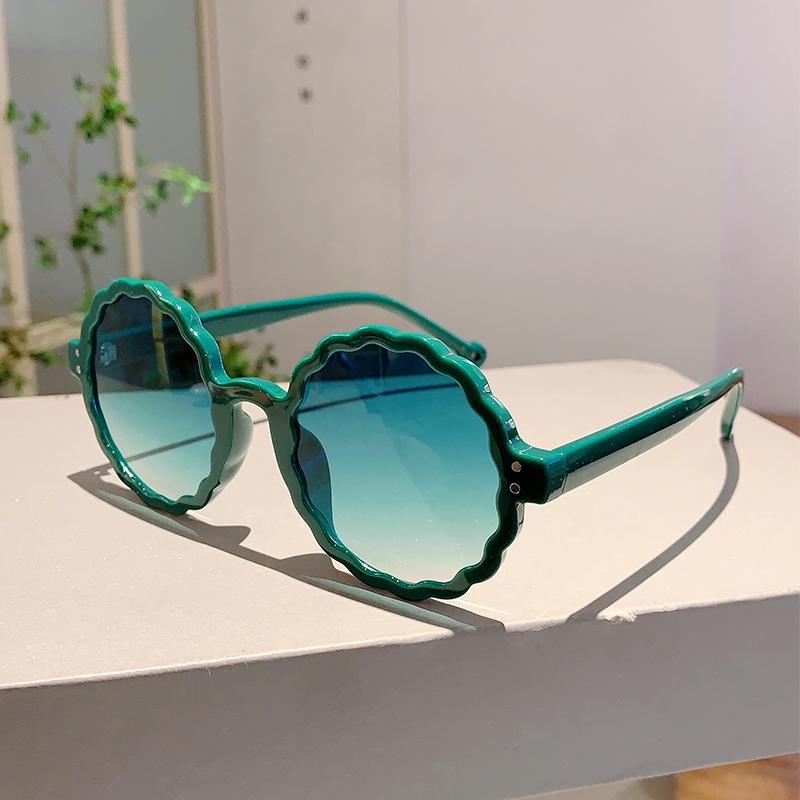 

Модные круглые солнцезащитные очки женские трендовые винтажные с оправой в форме цветка градиентные солнцезащитные очки новый брендовый дизайн стильные оттенки