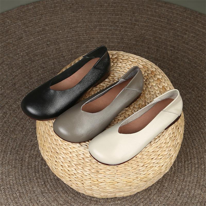 Fashion New Women's Flat Shoes Round Toe Genuine Leather Soft Sole Comfort Mid Aged Elderly Mother Shoes Fashion Casual Slip-on Loafers