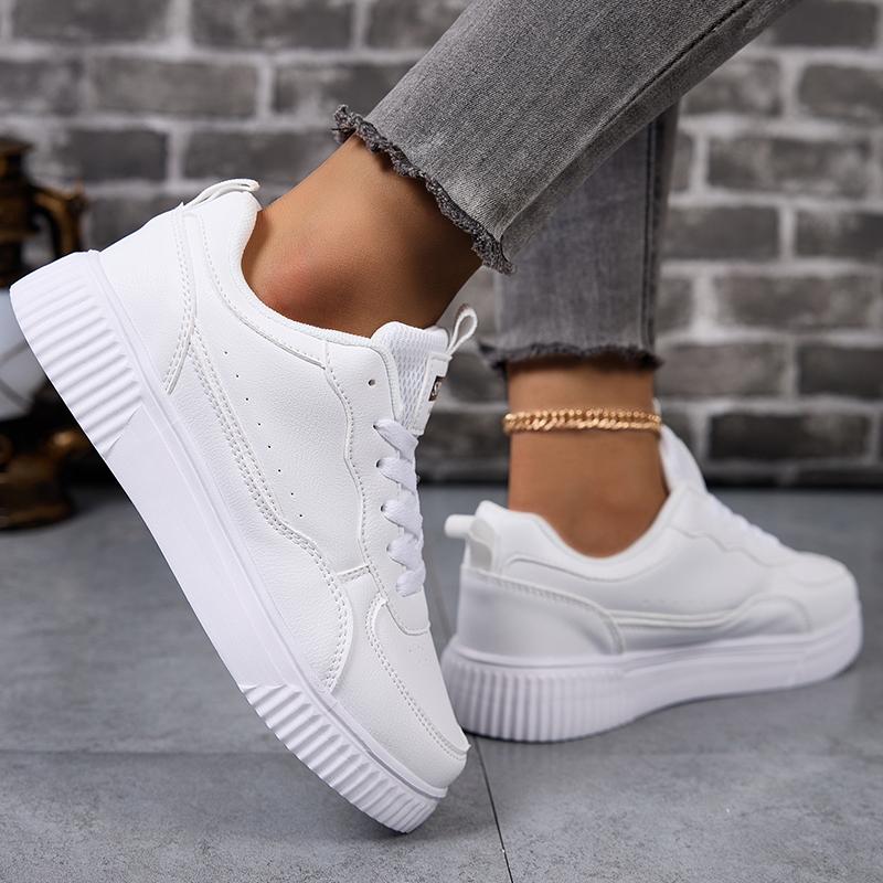 Vita Casual Skateboard Sneakers för Kvinnor Moderiktiga Utomhus Gång Tennis Skor för Män och Kvinnor Sport Löparskor