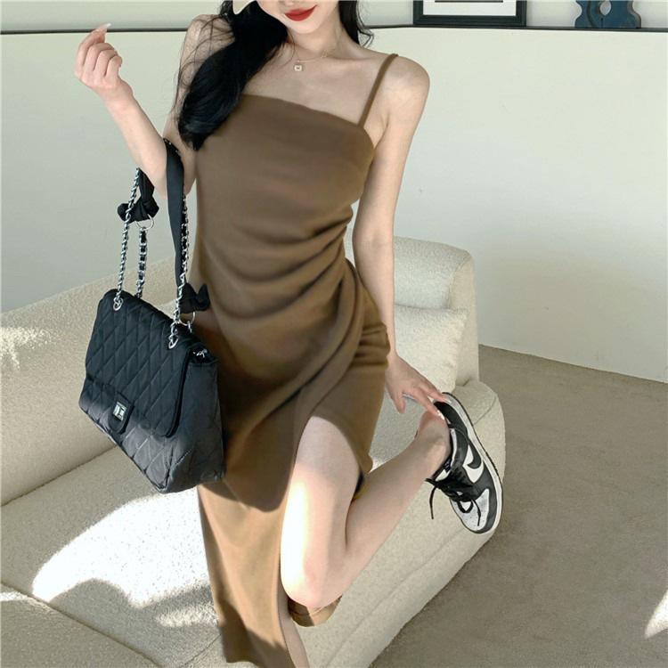 New summer two-color suspender split pleated dress new pure desire wind light and mature temperament medium and long dress women
