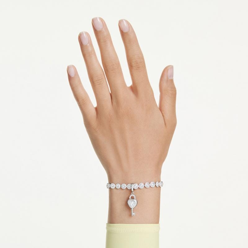 Swarovski Idyllia Charm Heart With Key Charm 5742957