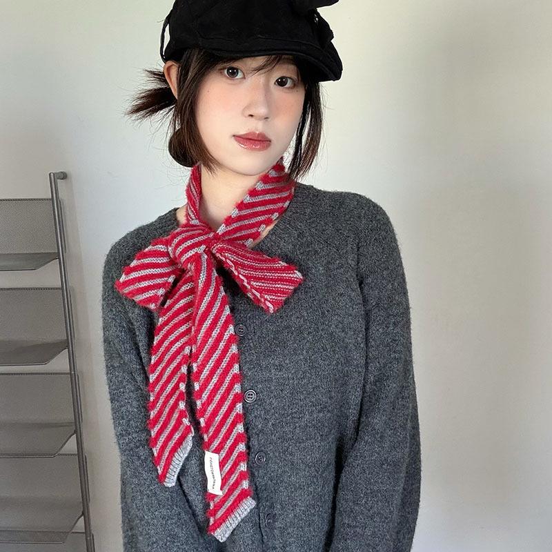American Artistic Striped Sweet & Spicy Fashionable Women's Scarf for a Stylish Autumn & Winter Look